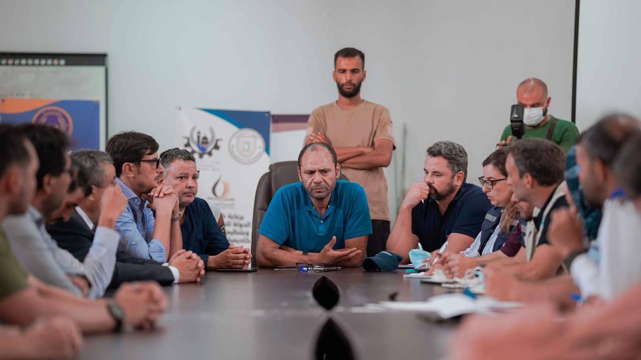 وزير الصحة يلتقي أعضاء منظمة الصحة العالمية والمنظمات الدولية